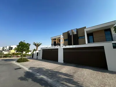 4 Bed + Maid | Huge Backyard | Near to Amenities