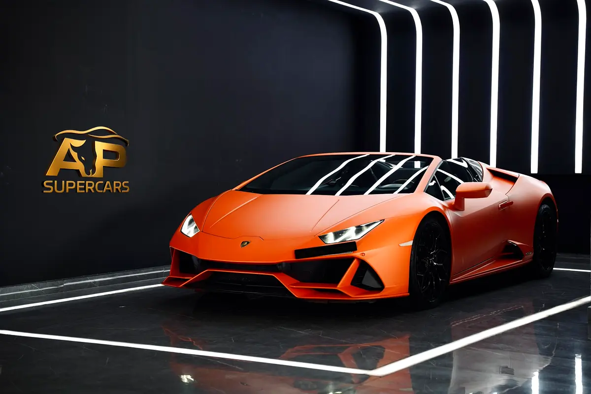 Lamborghini Huracan 2023 — photo 1 of 11