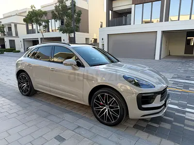 Full options | Porsche Approved Warranty until 11/2026 | Low km