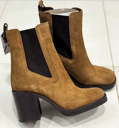 Zara Chelsea Pull-on Ankle Boots