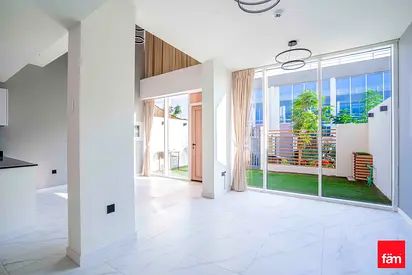 Spacious 2BR + Maids Room | 1,452 SQFT Builtup
