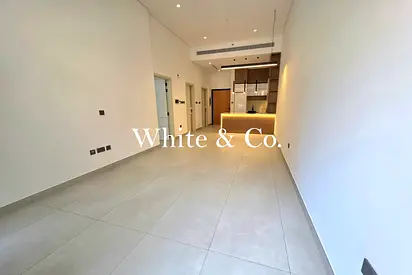 Spacious Unit | Multiple Cheques | 1 Bed