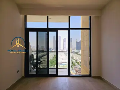 ELEGANT | SEMI-FURNISHED | EXCELLENT LAYOUT