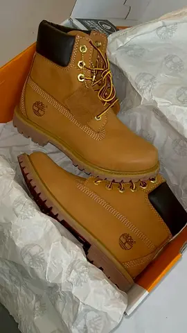 Mens Timberland-style Honey Wheat Work Boots - Size Unknown, Like New