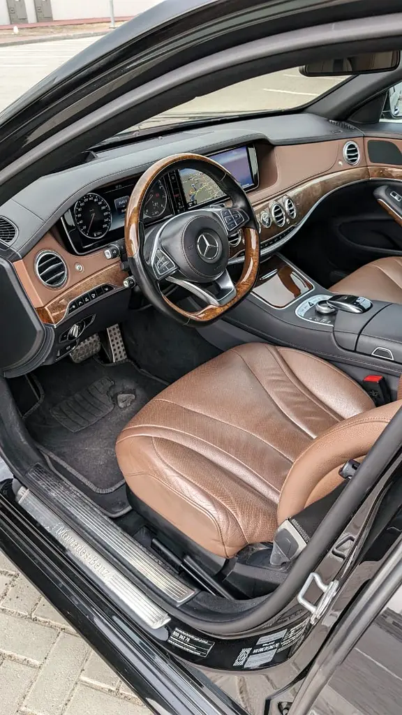 Mercedes-Benz S-Class 2016 — photo 1 of 4