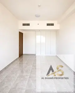 Modern 1BR Apartment | Parking | Balcony &amp; Pool Access