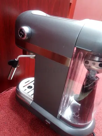 espresso machine with milk frother - good working condition