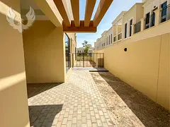 Park Facing | 5BR + Maid | Single Row