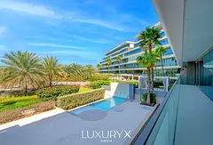 Vacant | Panoramic Sea &amp; Sunset | Iconic Living