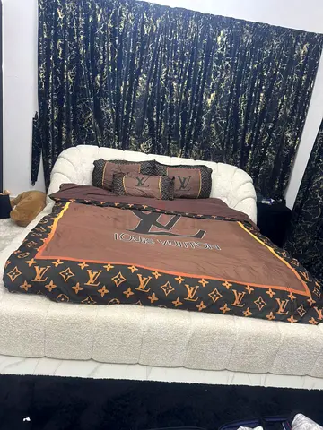 Cairns Bed – Headboard + Frame (200x180) – Full Fabric