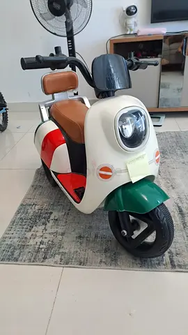 Kids Electric Ride-On Scooter - Good Condition