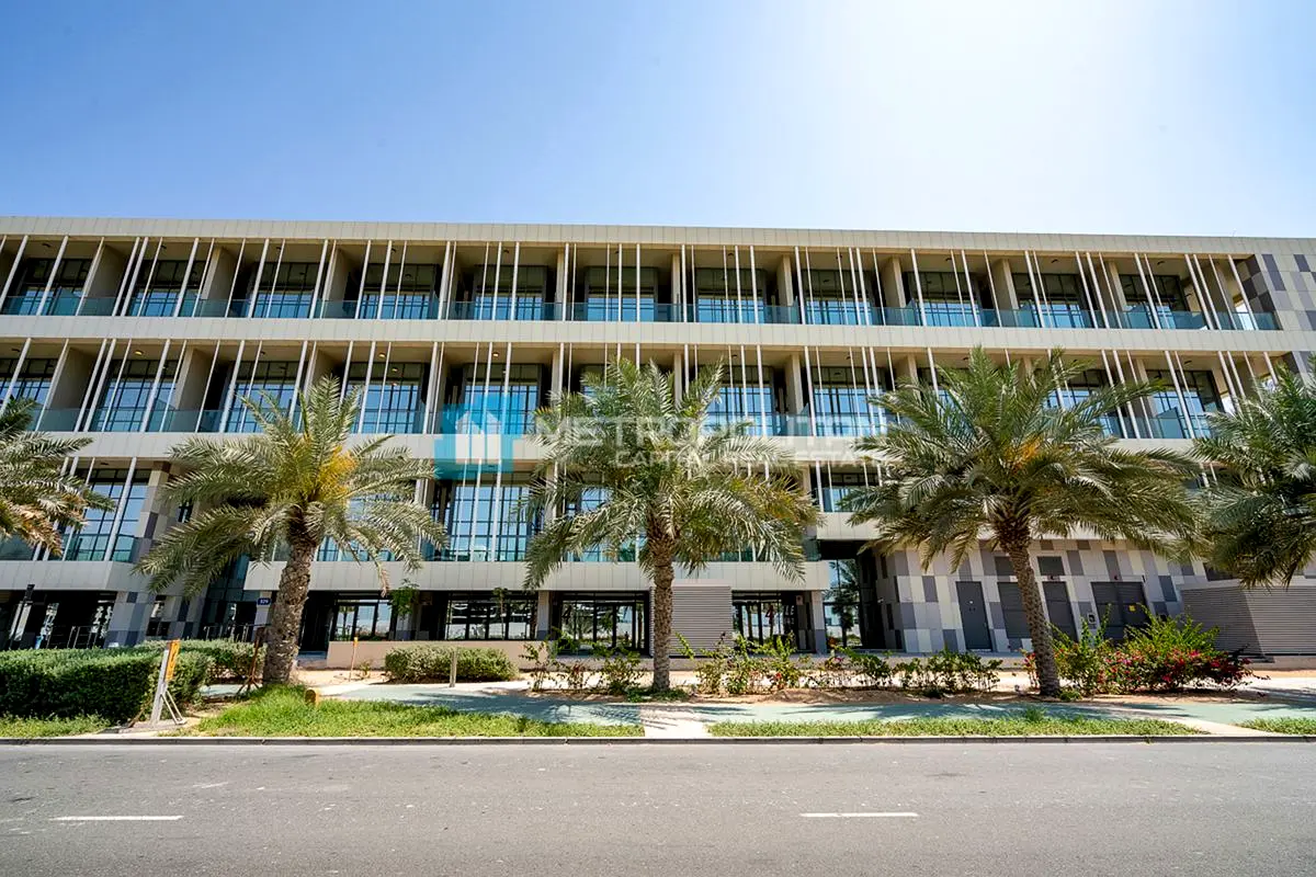 Furnished 2BR | Duplex | Vacant | Perfect Location
