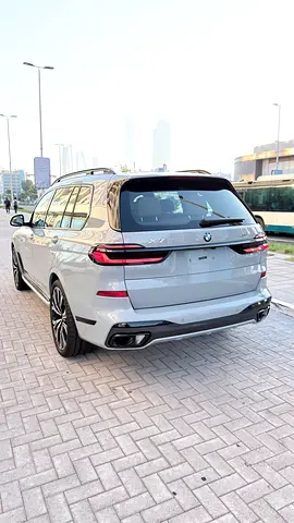 2026 BMW X7 缩略图 6