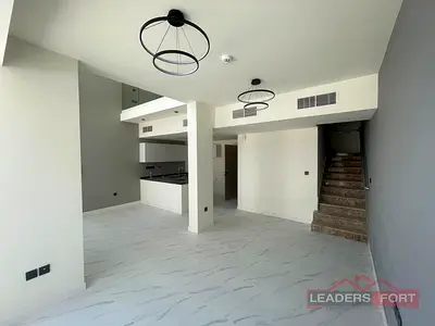 Spacious Townhouse | Private Garden | Ready to Move In