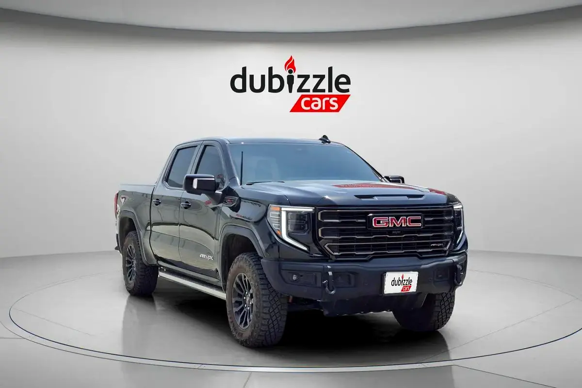 GMC Sierra 2023 — photo 1 of 15