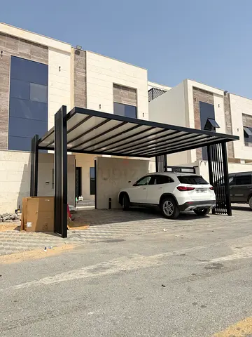 Looking for luxury Arabic cars parking shade.