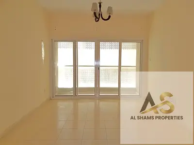 Luxury 2BHK with Balcony close Hall Family building