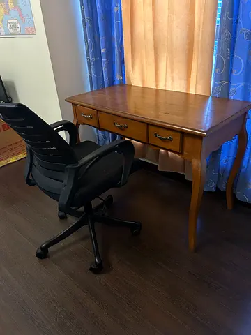 Sturdy study/multipurpose desk with chair