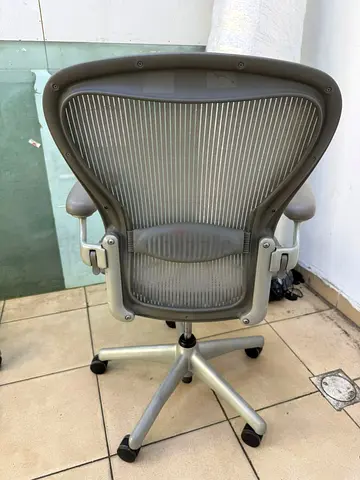Selling herman miller mirra 2 chair.good condition only little use