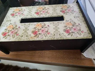 Elegant Floral Wooden Tissue Box Cover
