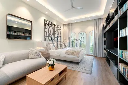 Upgraded | Fully Furnished | Close to Metro