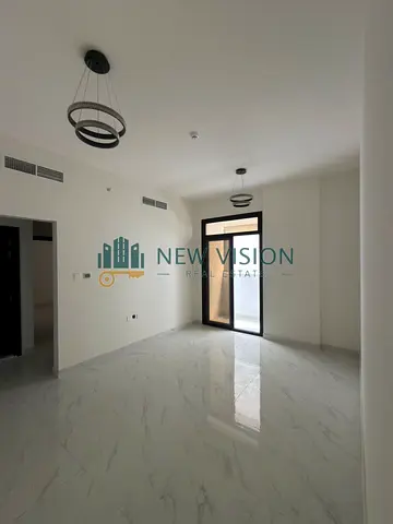 شقق غرفة وصالة ماستر في الزاهية بجوار Claro Cafe تكييف مركزي صالة كبيرة موقع مميز نماذج متعددة 42 ألف سنوياً 6 دفعات