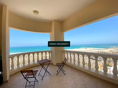 Upgraded Kitchen | Well Maintained | Amazing Sea Views