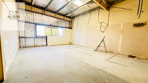 Spacious Warehouse Available | 2,800 SQFT | Prime Location