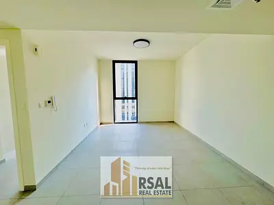 Spacious Living 1BR | Close Kitchen | Amenities included