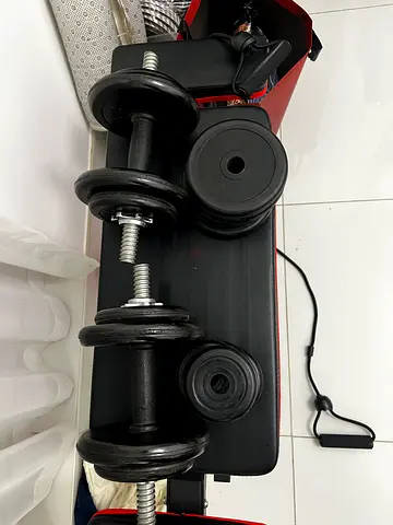 Adjustable Dumbbell Set with Weight Bench - Good Condition
