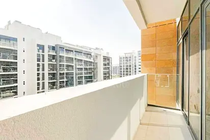 LOW FLOOR | POOL VIEW | RENTED UNTIL SEPTEMBER