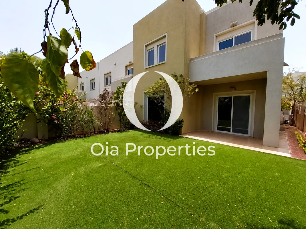 Modern 4BR Villa | Landscaped Garden | Ideal Location