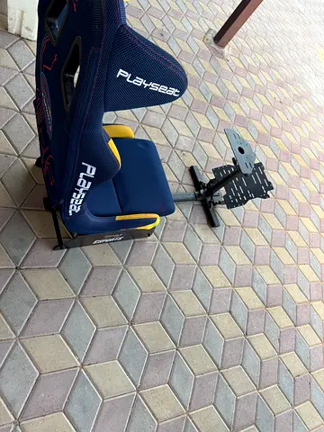 Playseat Racing Simulator Seat with Wheel Mount