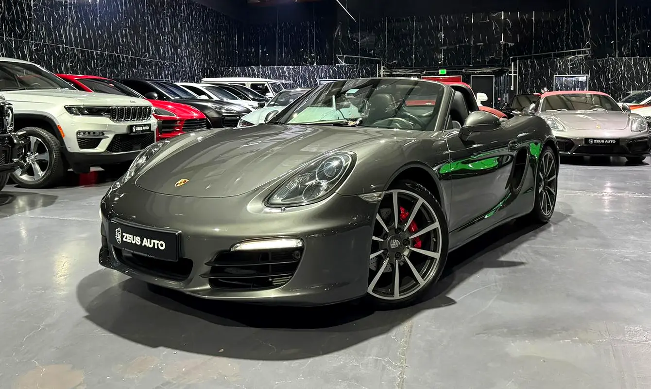 Porsche Boxster 2015 — photo 1 of 20