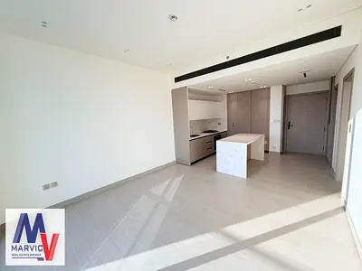 High Floor/Smart Home/Vacant