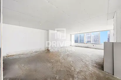 Ready to move in | Well Maintained | 4 Cheques