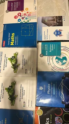 IGCSE book URGENT SALE!!!!