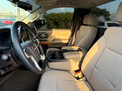 2018 GMC SIERRA 照片 11