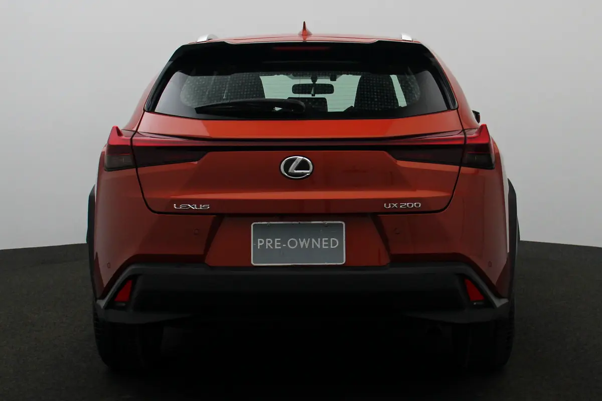 Lexus UX-Series 2023
