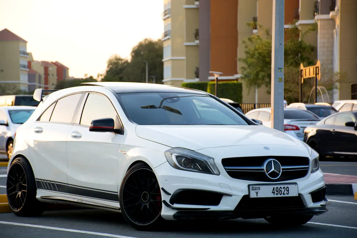 Mercedes-Benz A-Class 2014 — photo 1 of 9