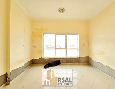 Specious 2BHK With 2Bathroom/Family Building/Near Mahila Road
