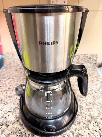 Philips Drip Coffee Maker with Glass Carafe - Used, Working