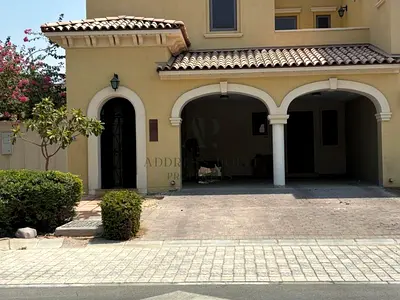 Luxury Living | Ready to Move | Prime Location