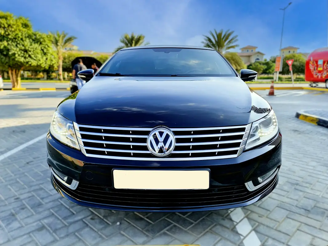 Volkswagen CC 2014 — photo 1 of 10