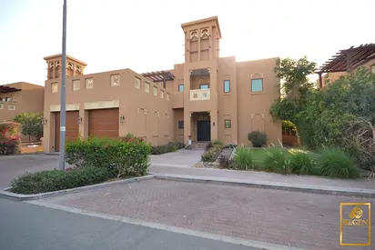 Independent Dubai Style Villa, 3900 Sq Ft BUA