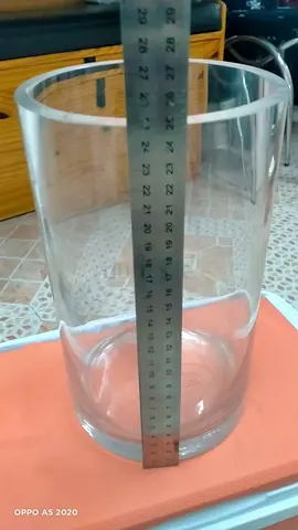 Glass vase
