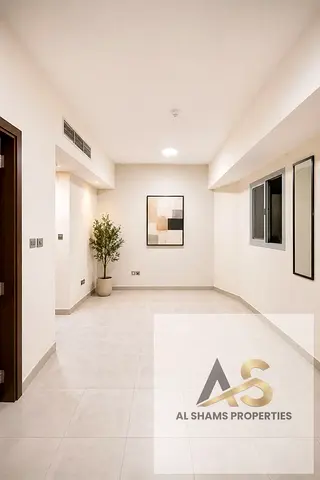 HOT DEAL | Spacious Studio | 5 Min Walk to Metro | Prime Bur Dubai