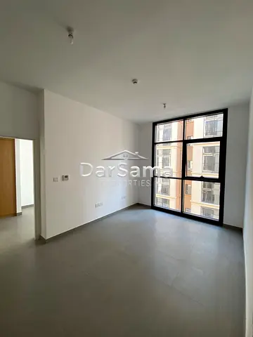 One bedroom big space with two bathrooms