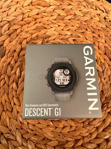 Garmin Descent G1 Dive and GPS Smartwatch - Boxed