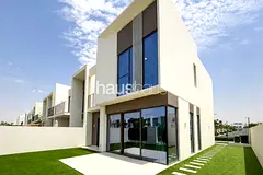 Single Row | Close to Golden Beach | Emaar